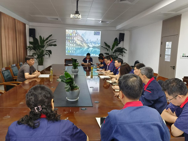 公司副總經(jīng)理、安全總監(jiān)到鋼構公司調研