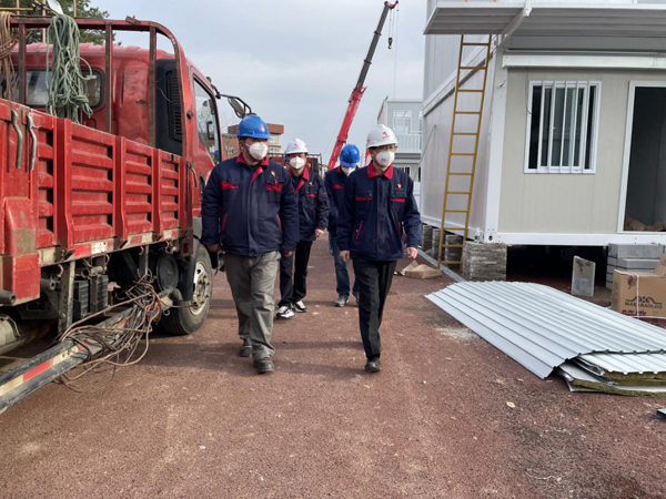 公司黨委書記檢查指導田家炳中學隔離點項目建設(shè)工作 公司黨委書記檢查指導田家炳中學隔離點項目建設(shè)工作