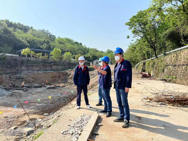 公司黨委書記檢查指導(dǎo)冬瓜山銅礦尾礦遠(yuǎn)程輸送與制備固化回填項目建設(shè)工作 公司黨委書記檢查指導(dǎo)冬瓜山銅礦尾礦遠(yuǎn)程輸送與制備固化回填項目建設(shè)工作