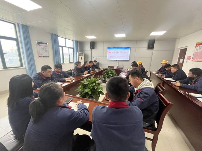 建材公司開(kāi)展危險(xiǎn)化學(xué)品安全培訓(xùn) 建材公司開(kāi)展危險(xiǎn)化學(xué)品安全培訓(xùn)